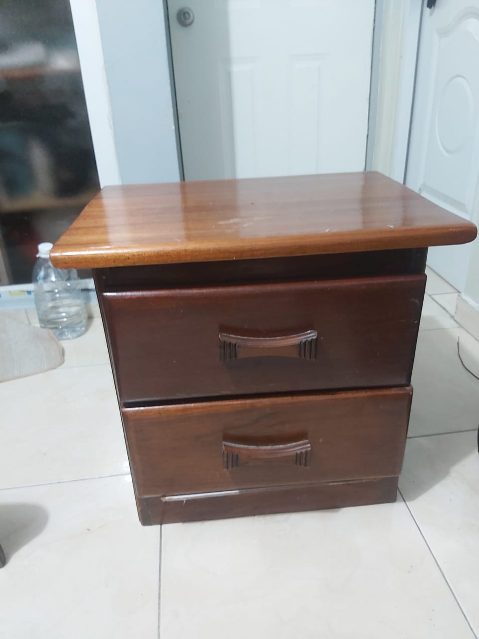muebles y colchones - Muebles en caboa, gabetero + 2 mesas de noche 2