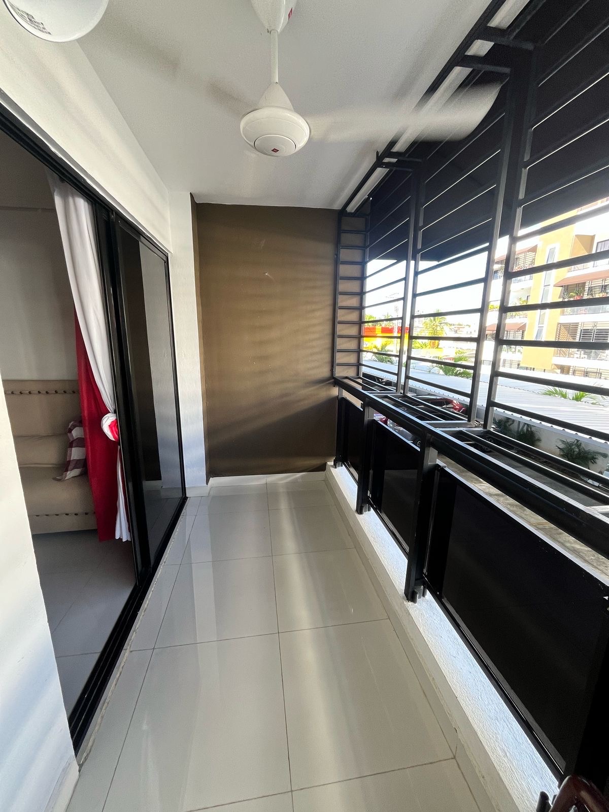 apartamentos - venta de apartamento 2do nivel de 108mts en el ensanche Isabelita Santo Domingo 7