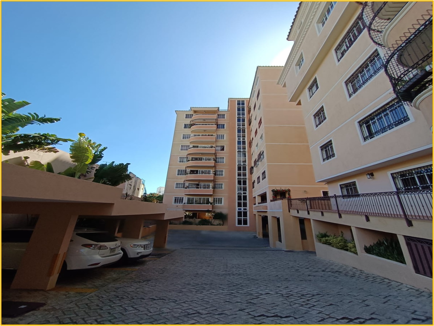 apartamentos - Apto en la Esperilla, RES. ESCORIAL X, AV. BOLIVAR, 170 Mts.2, 2 HABS.,  frente 