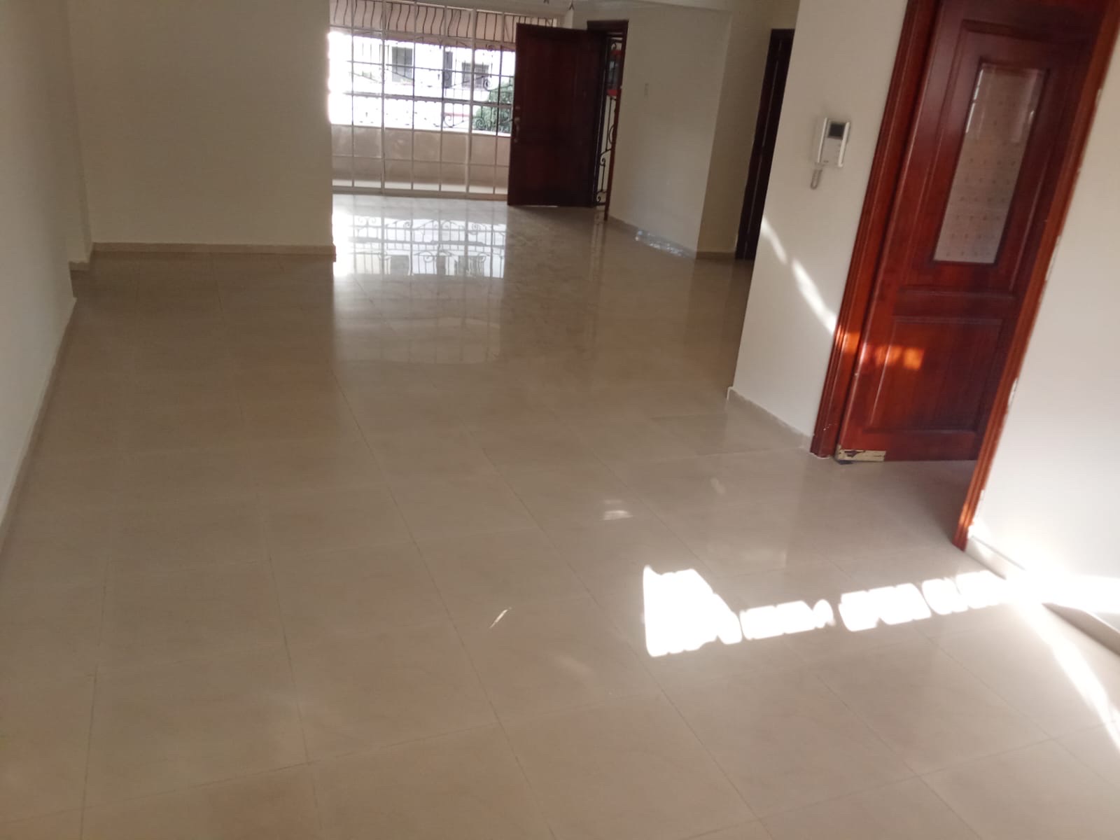 apartamentos - SE ALQUILA EN BELLA VISTA 5
