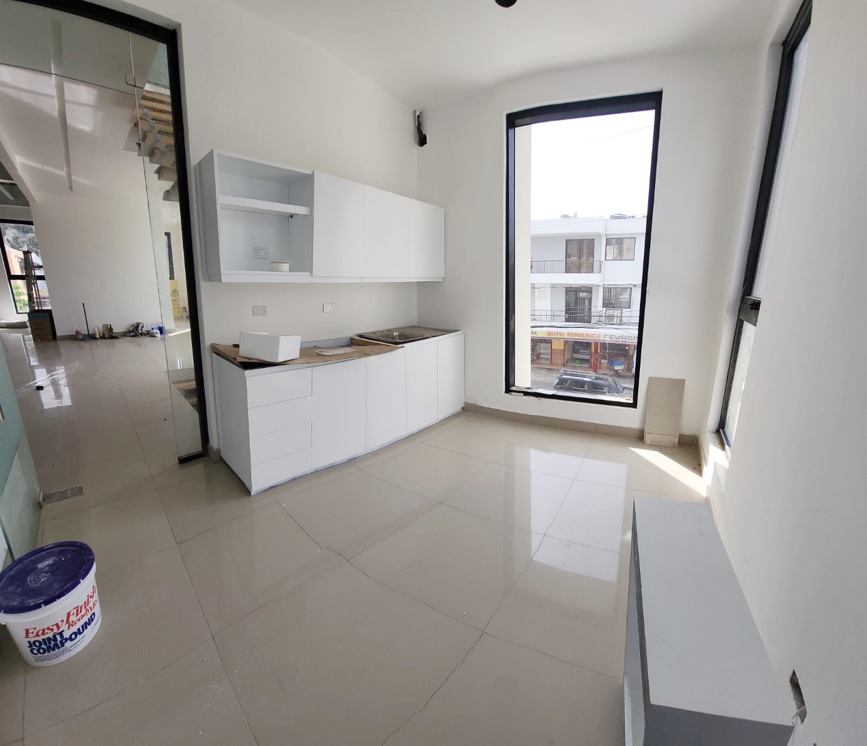 oficinas y locales comerciales - Local en arroyo hondo  6
