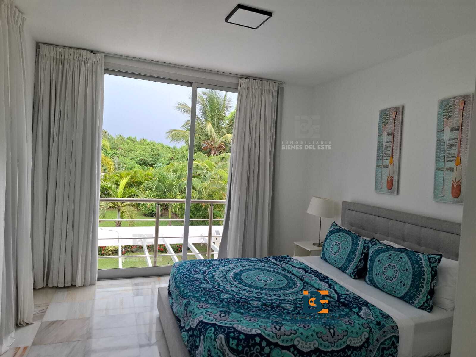 casas vacacionales y villas - VENDO Hermosa Villa en PLAYA NUEVA ROMANA 5