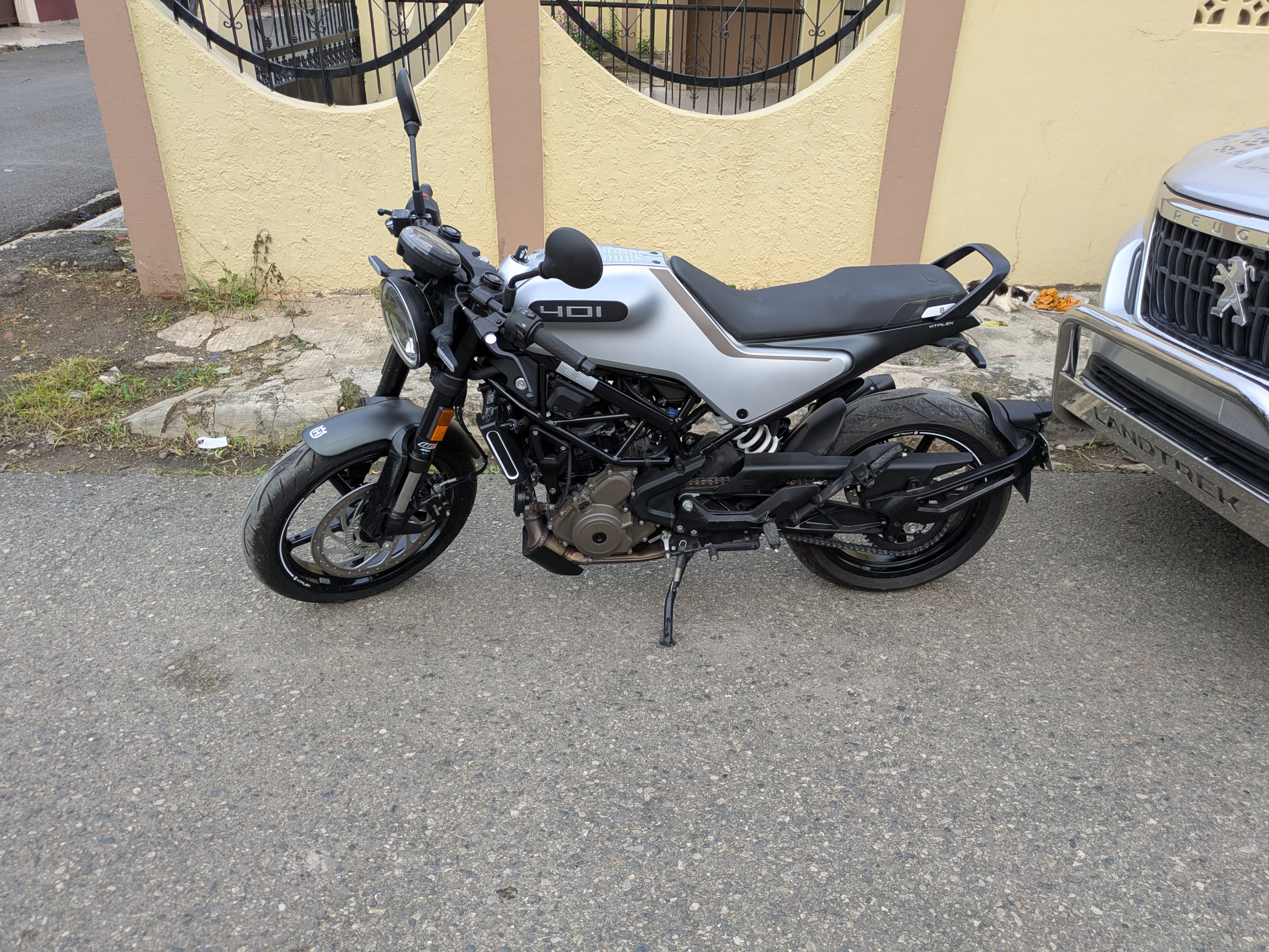 motores y pasolas - Husqvarna Vitpilen 401 5