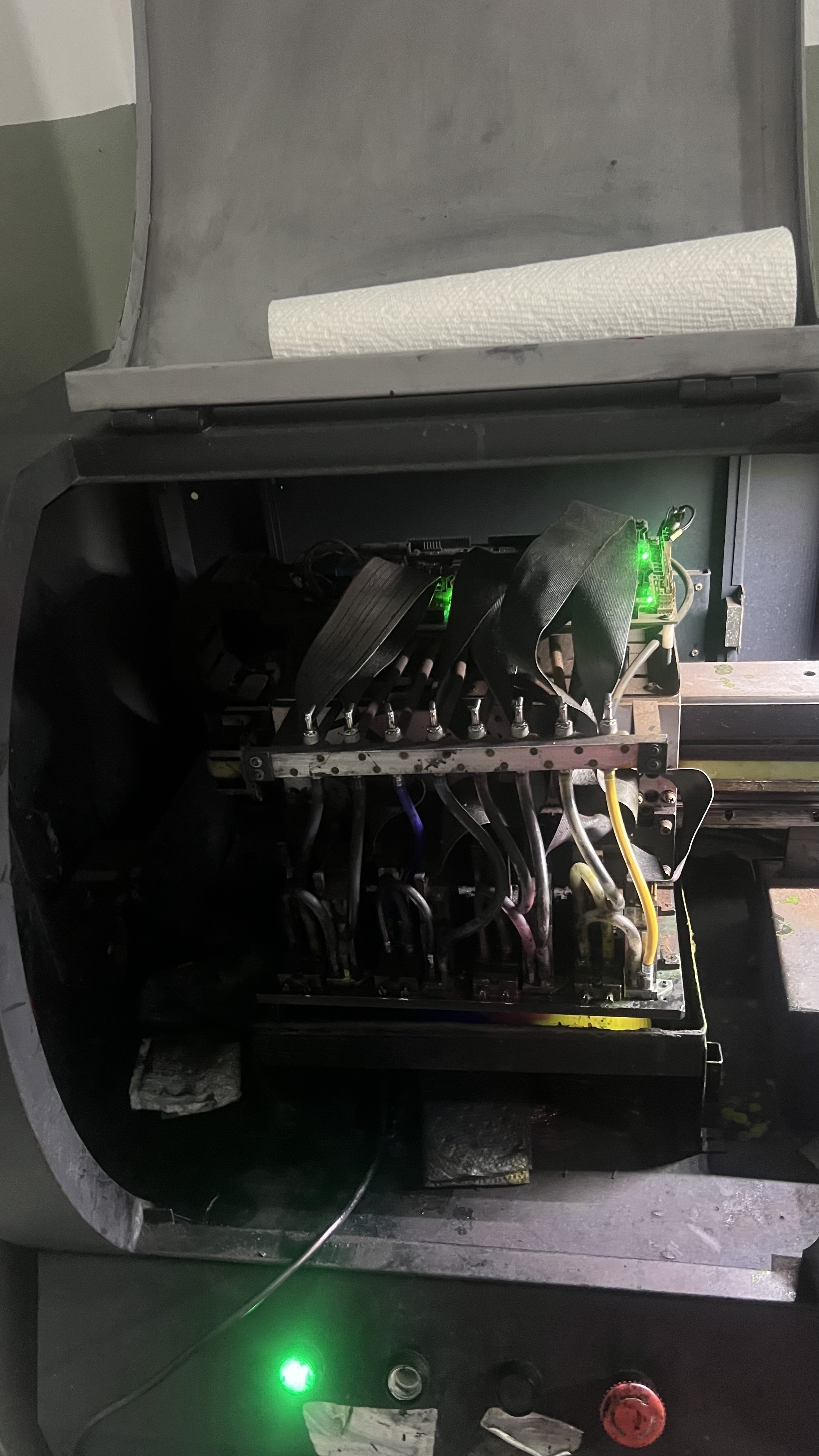equipos profesionales - Se vende plotter Konica 8 cabezales 2
