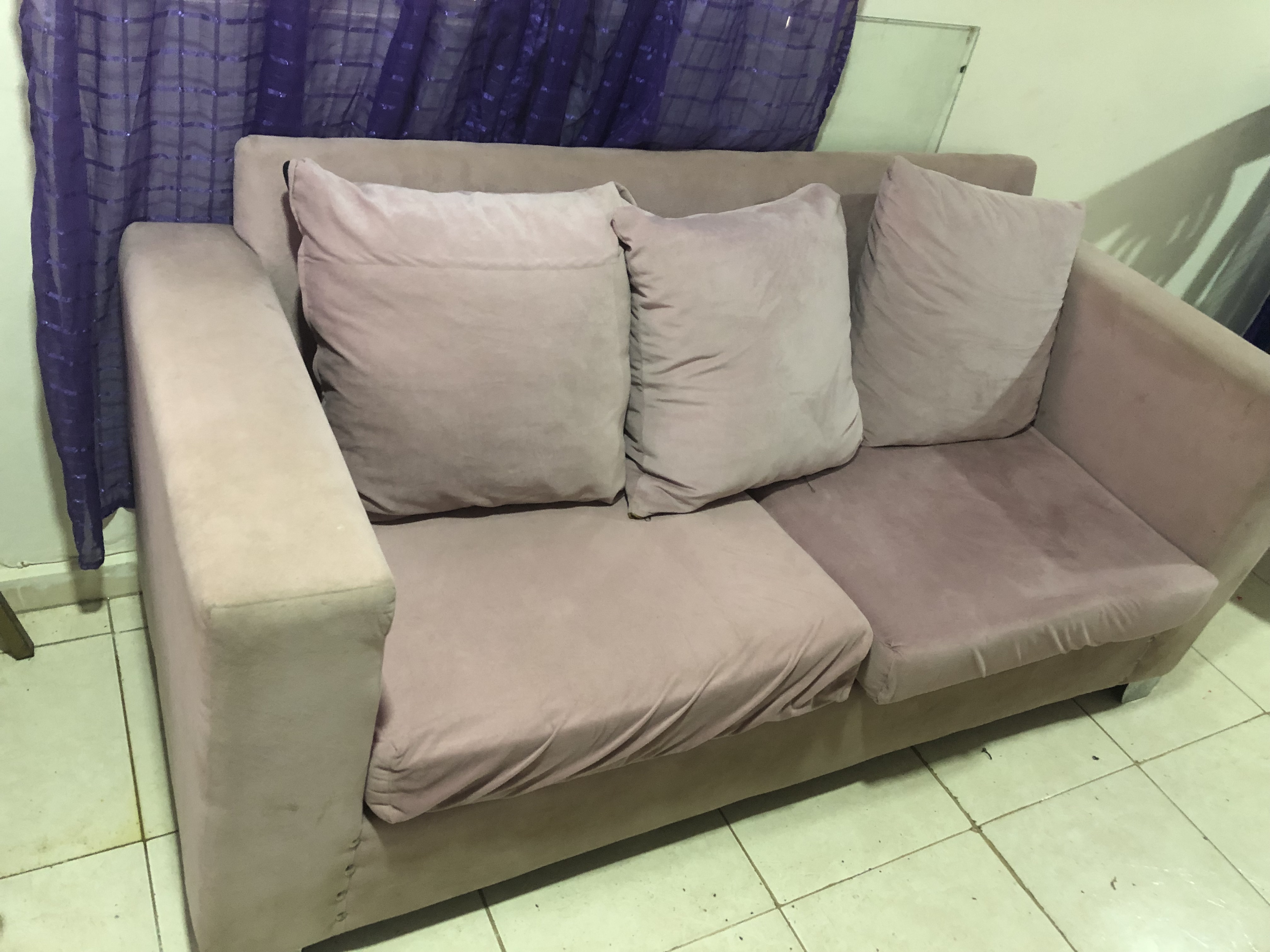 muebles y colchones - Butaca en caoba y un sofá  6