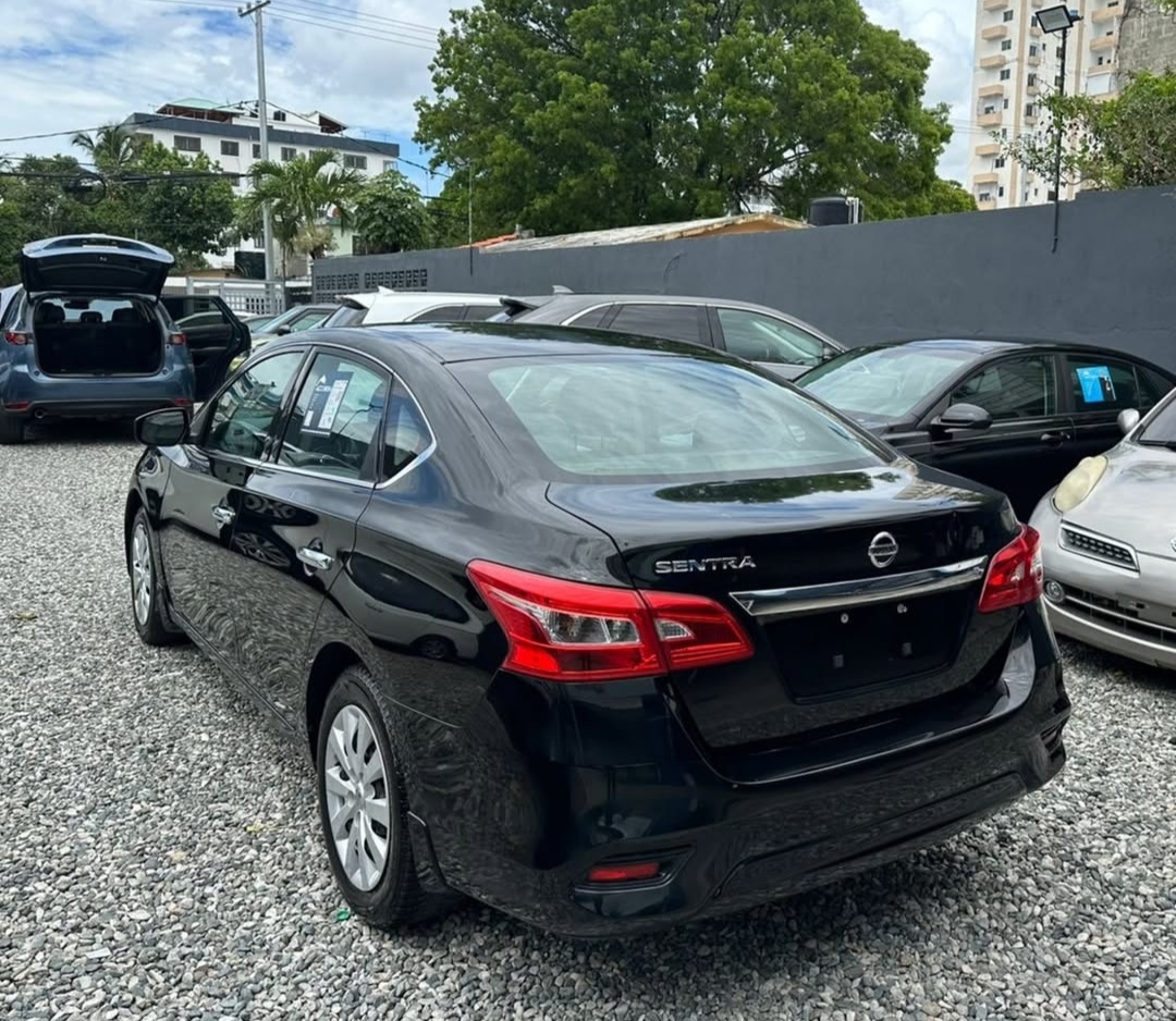 carros - 2019 Nissan Sentra  2