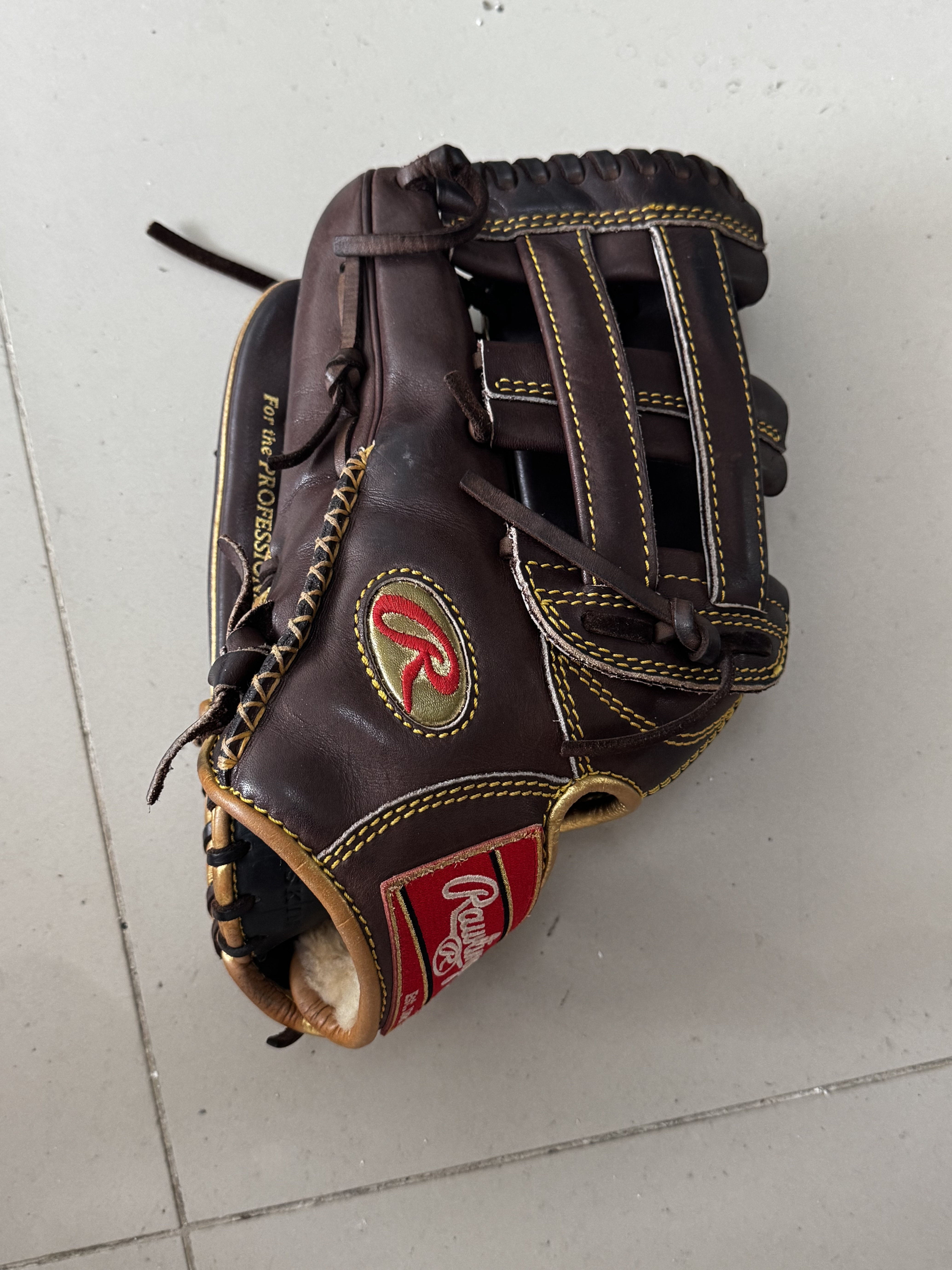 deportes - Es un Rawlings Gold Glove RGG3039‑6MO, un modelo profesional  1
