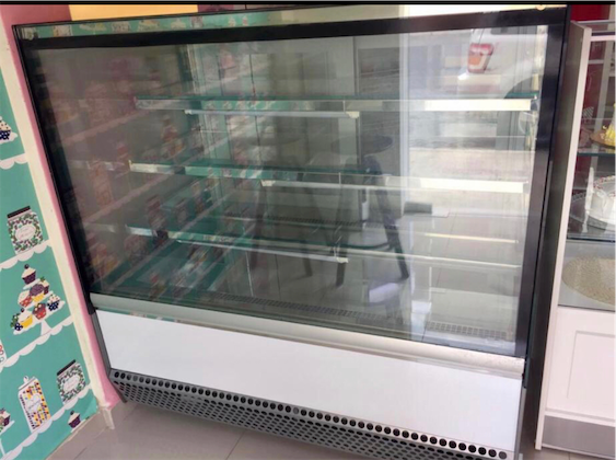 servicios profesionales - 🇮🇹 Vitrina 🍮🍰❄️ 4x4 pies - (medio uso) 0