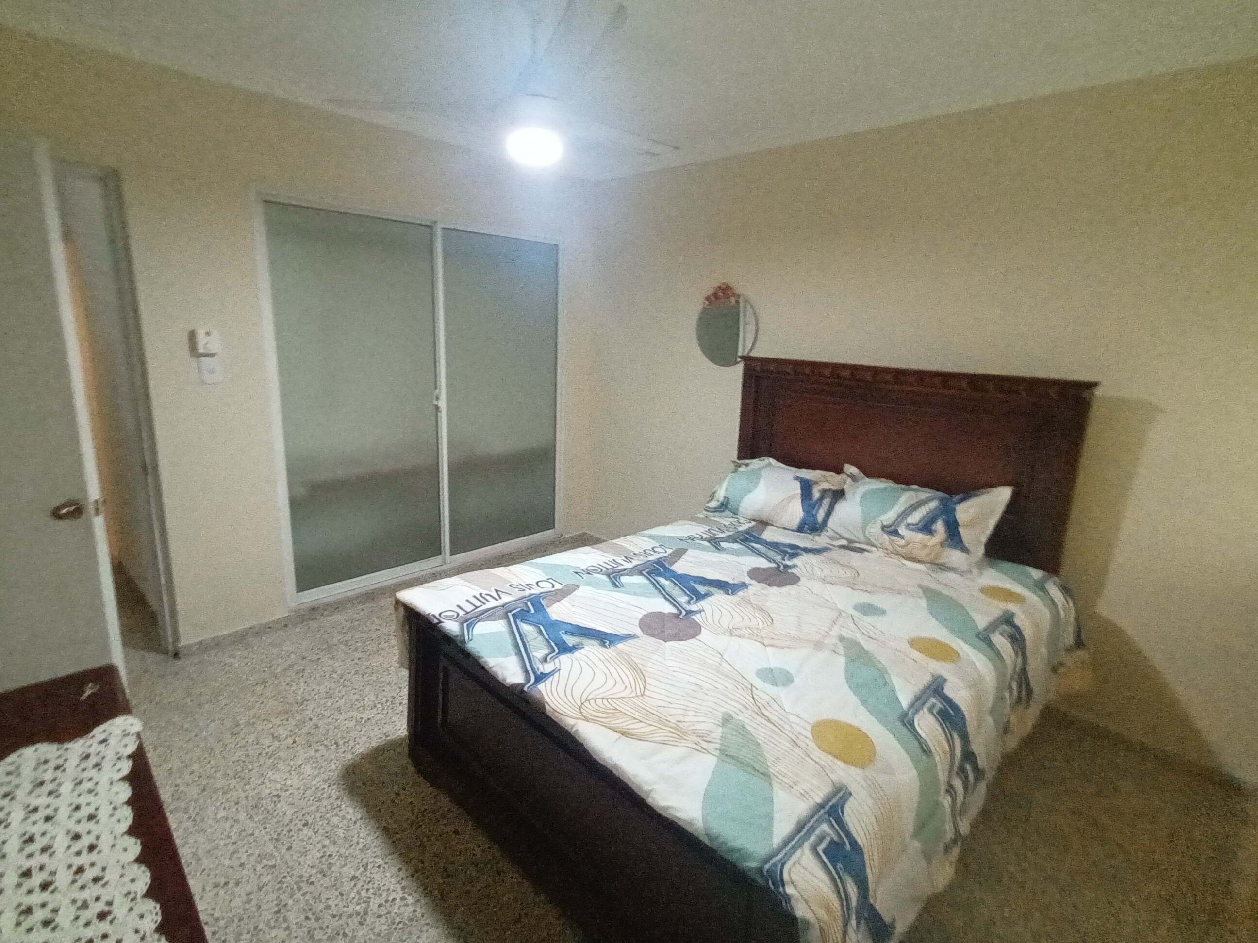 habitaciones y viviendas compartidas - habitaciones en alquiler en apartamento gazcue solo chicas  5