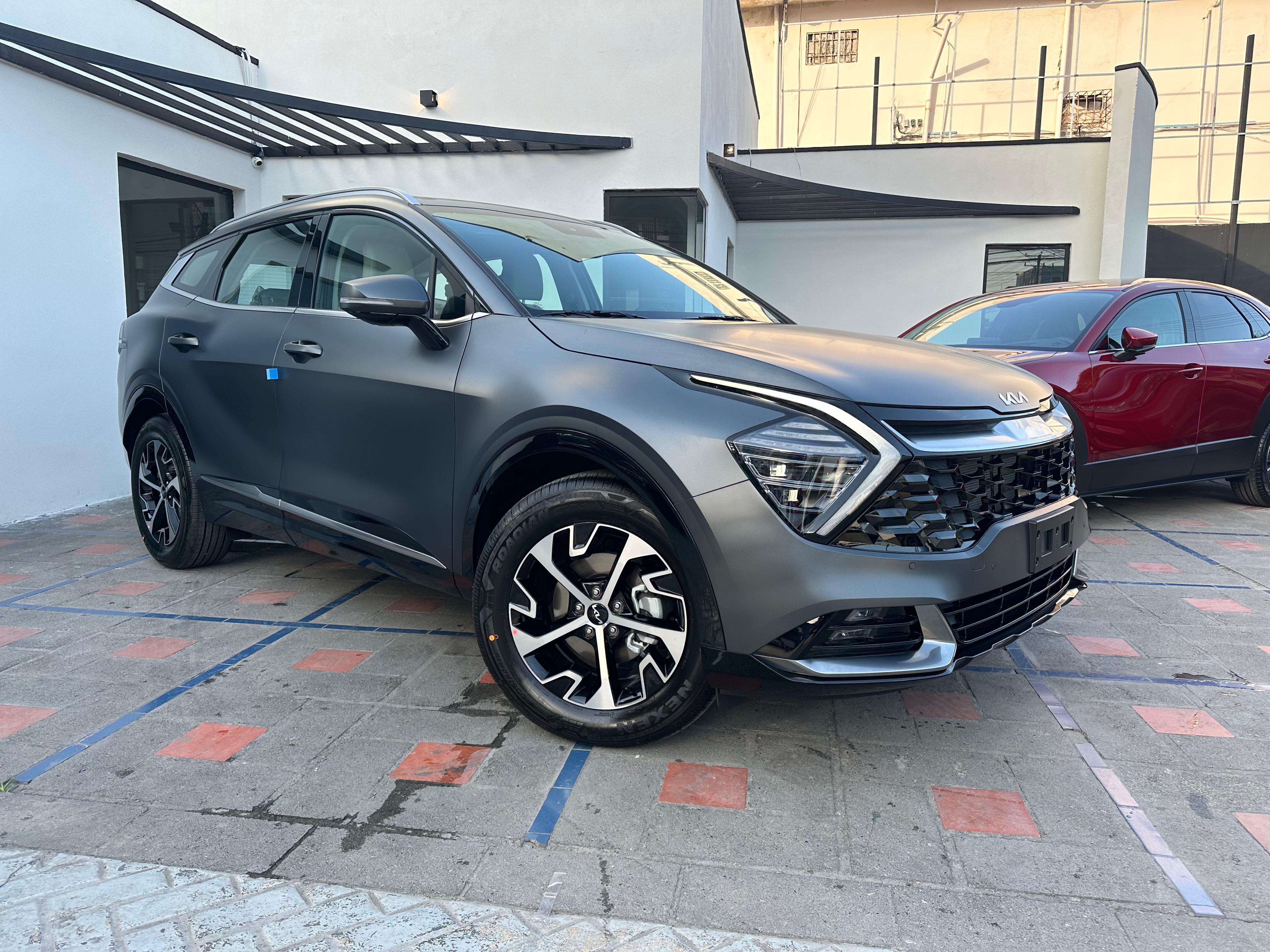 jeepetas y camionetas - KIA SPORTAGE LUXURY 2025 0