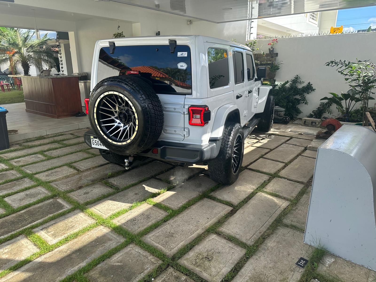 jeepetas y camionetas - jeep wrangler sahara 2019 4