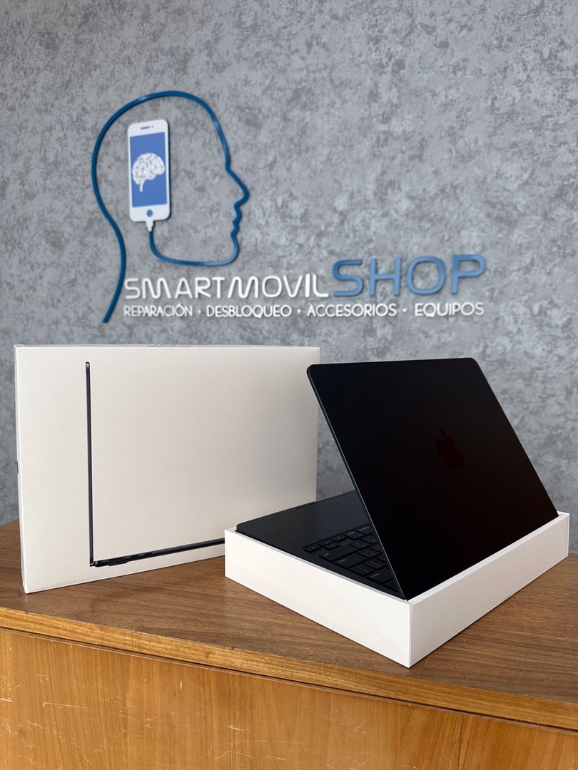 computadoras y laptops - MACBOOK  AIR M2 13'' 256GB 8GB RAM NUEVA EN CAJA (SOMOS TIENDA) 0
