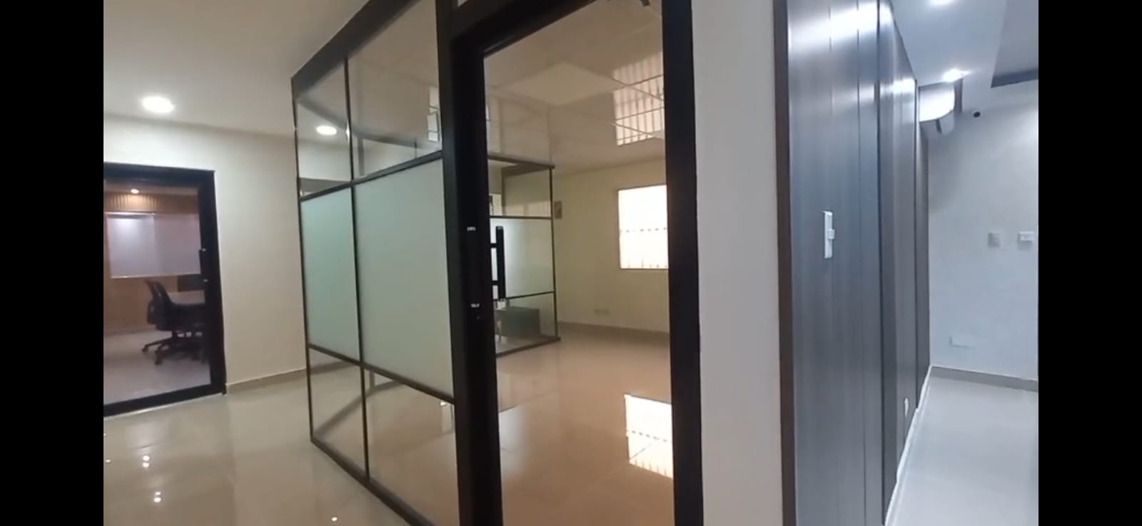 oficinas y locales comerciales - ALQUILER LOCALES COMERCIALES, AV. INDEPENDENCIA 4