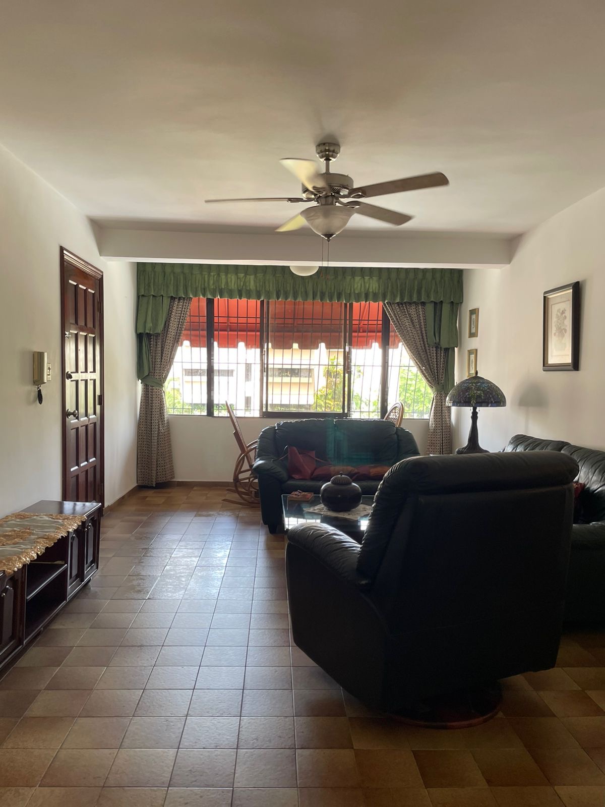 apartamentos - *Se vende Apartamento Clásico* Bella Vista Sur  Te
