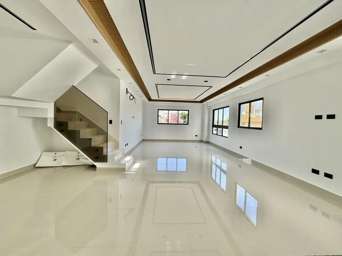 apartamentos - Penthouse en Los Restauradores 0
