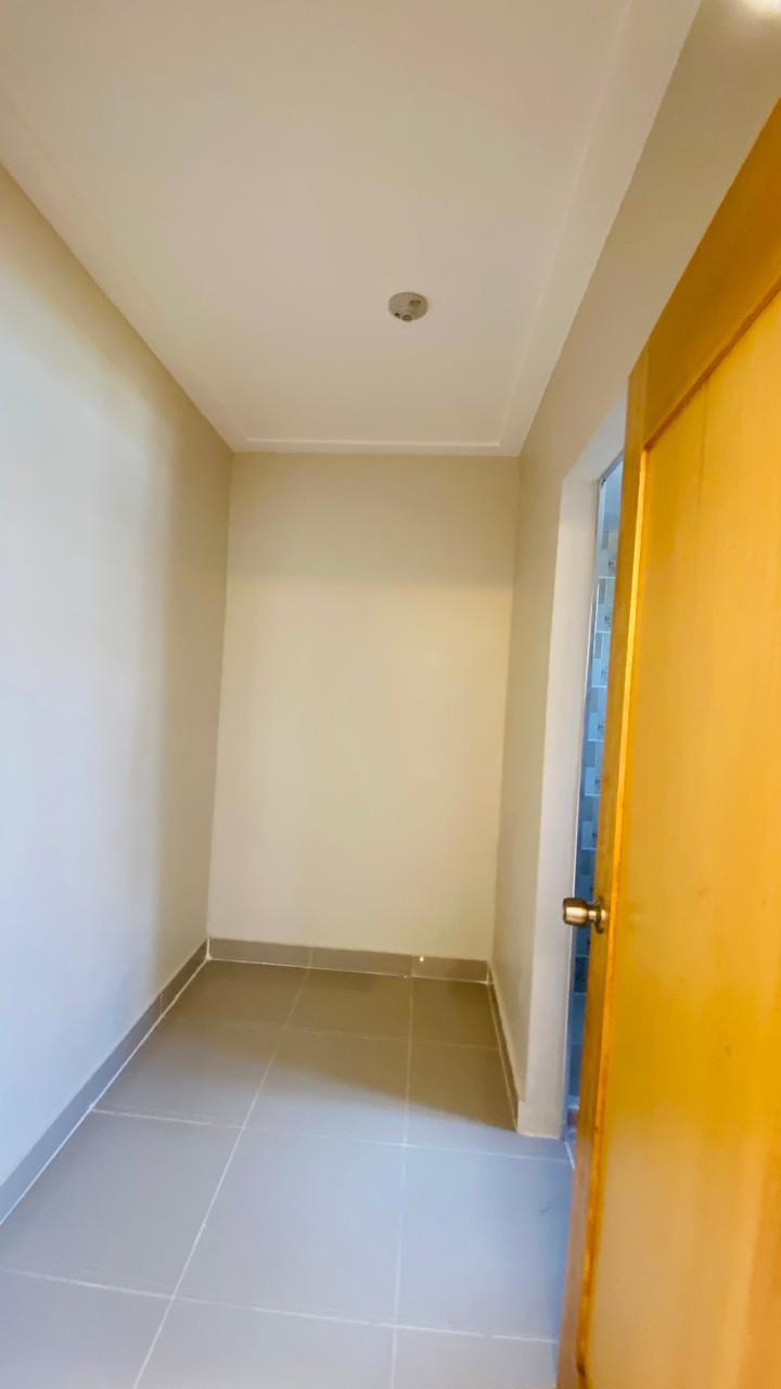 apartamentos - ¡Vendo Hermoso Apartamento en San Isidro! 3