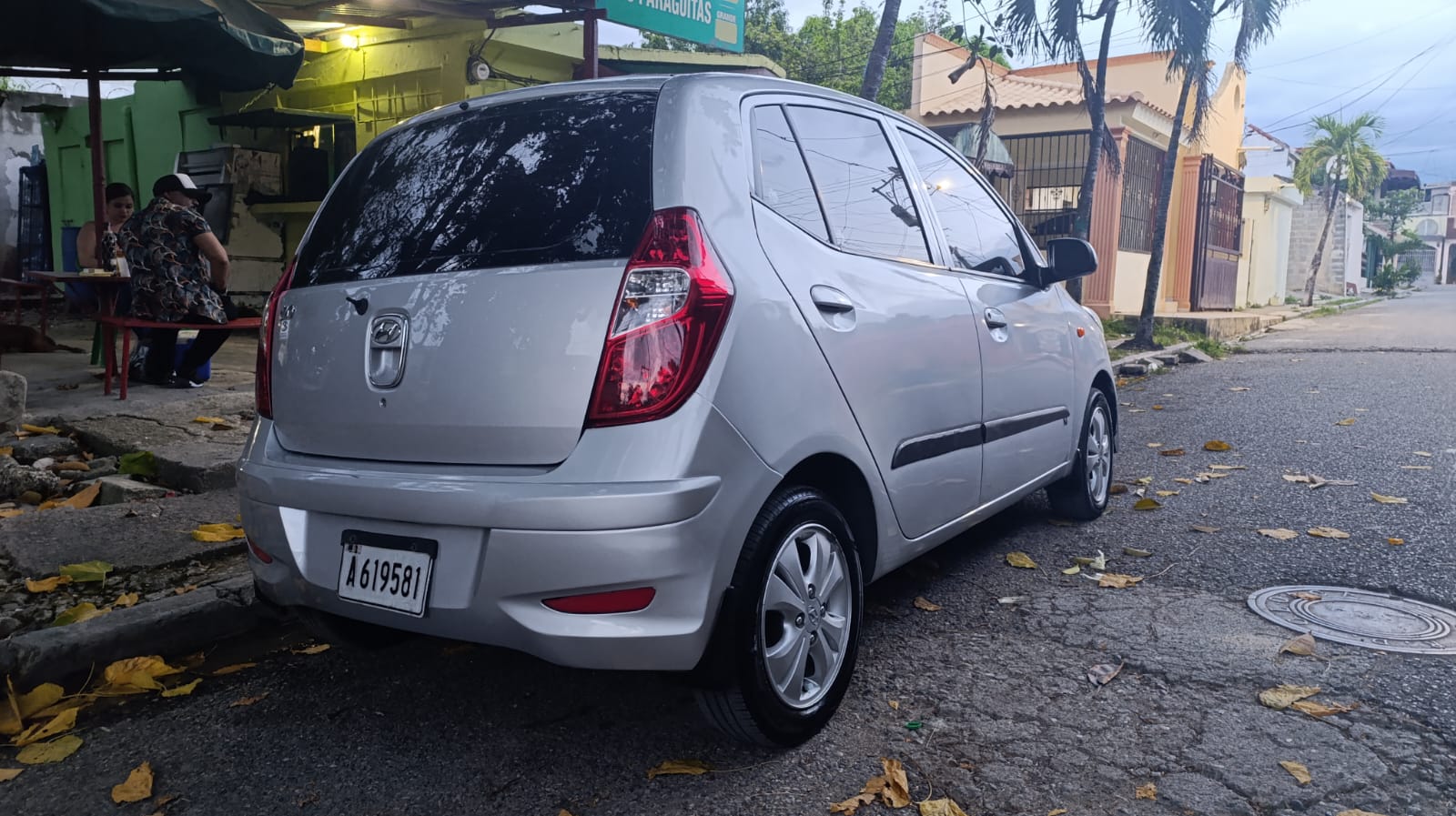 carros - Hiunday i10 NEGOCIABLE  8