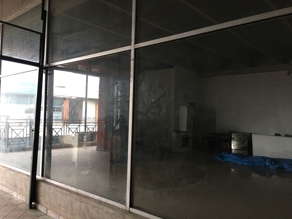 oficinas y locales comerciales -  Venta de Locales en Herrera 2