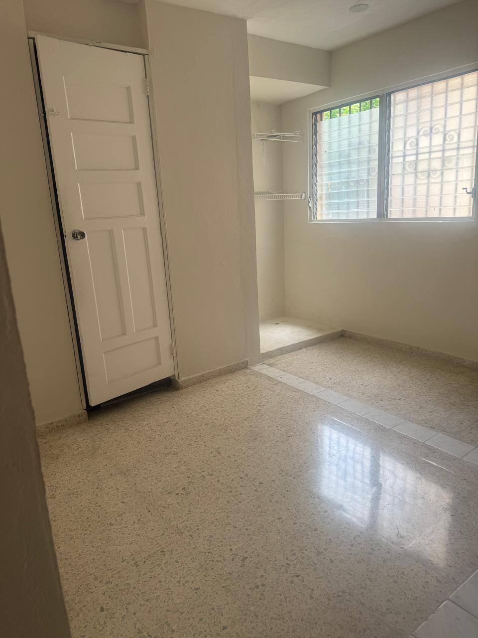 apartamentos - VENDO ACOGEDOR APARTAMENTO EN BELLA VISTA 2DO NIVEL 5