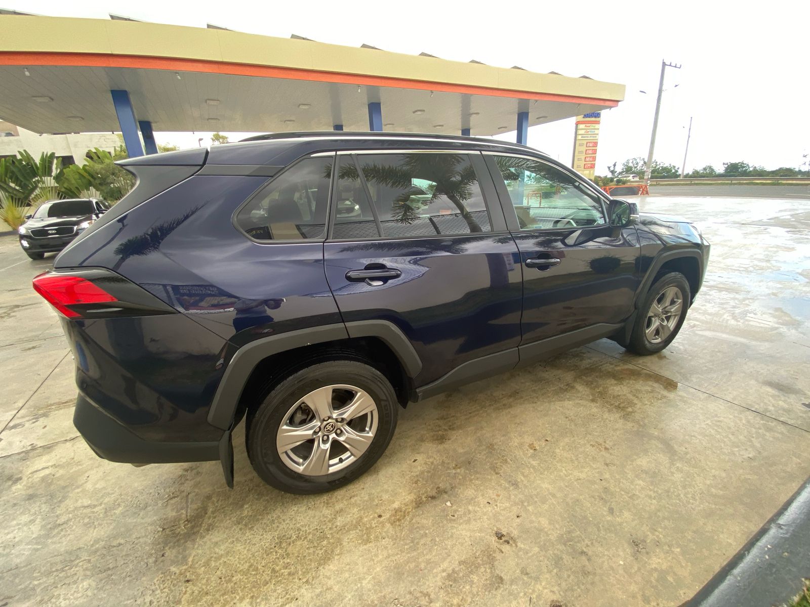 jeepetas y camionetas - Toyota rav4 2022 xle 5