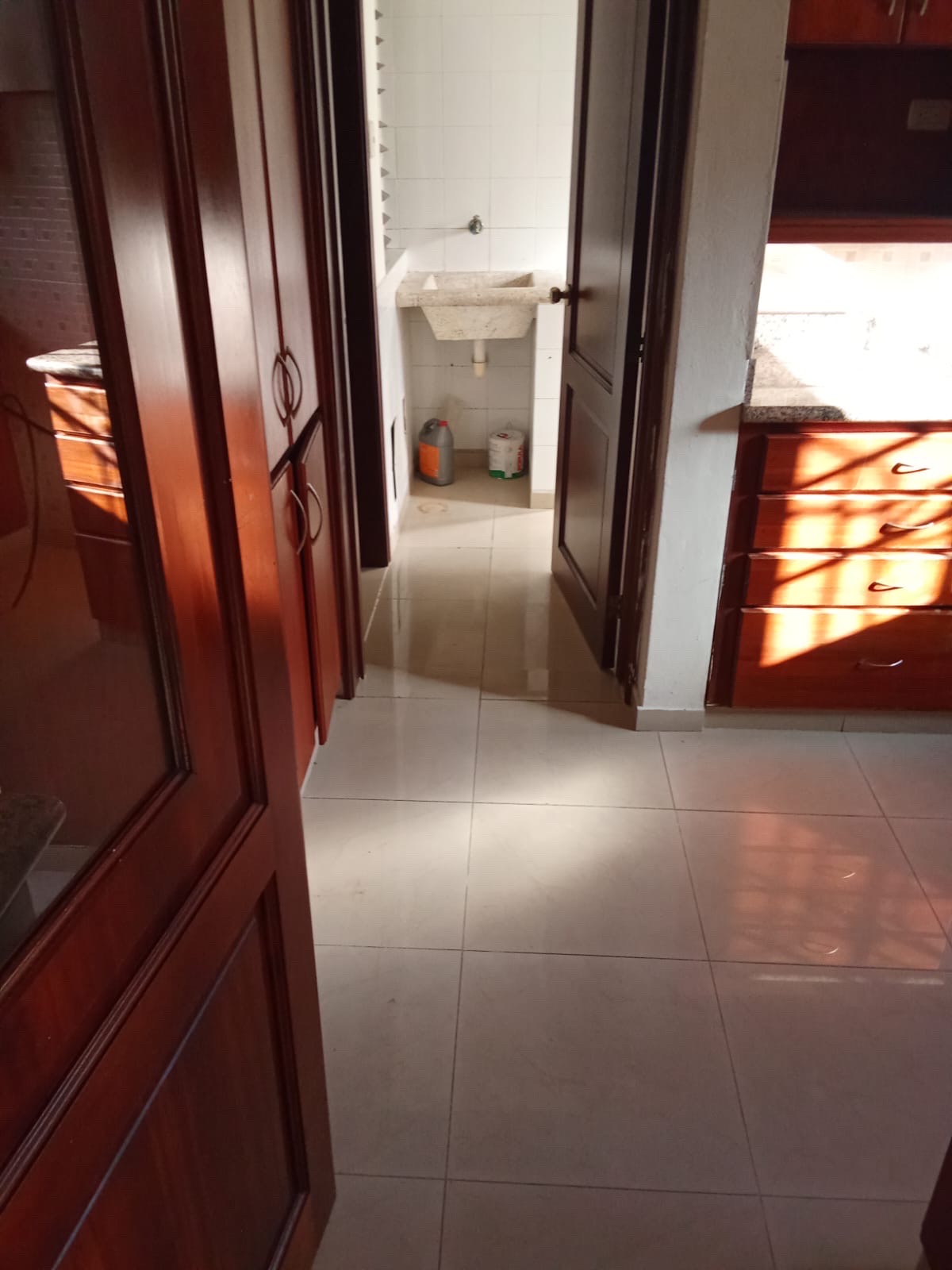 apartamentos - SE ALQUILA EN BELLA VISTA 6