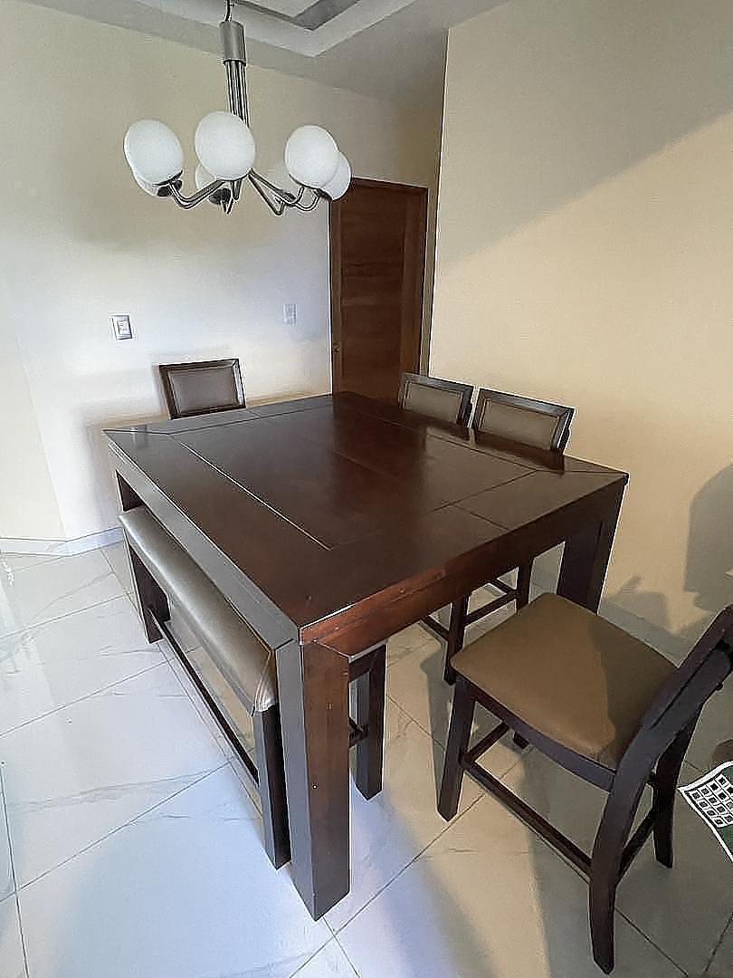 muebles y colchones - COMEDOR CONVERTIDOR DE 4 A 6 SILLA Y BANCO(IMPORTADO)(NEGOCIABLE) 4