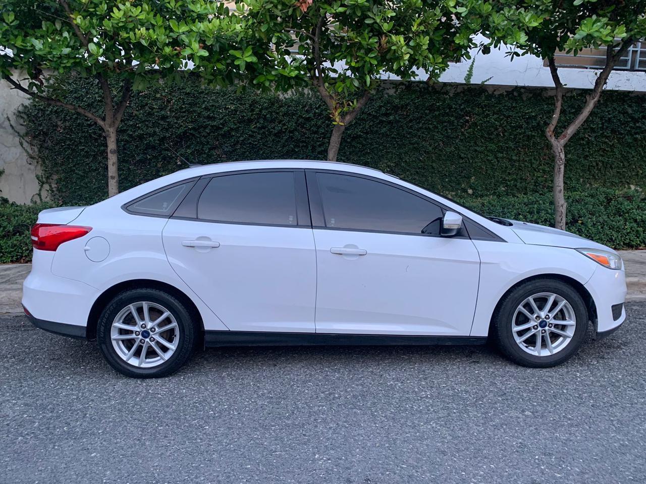 carros - Ford Focus SE 2017  8
