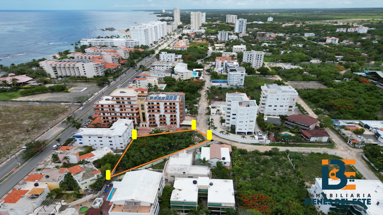 solares y terrenos - VENDE Excelente Solar con 1,024 metros