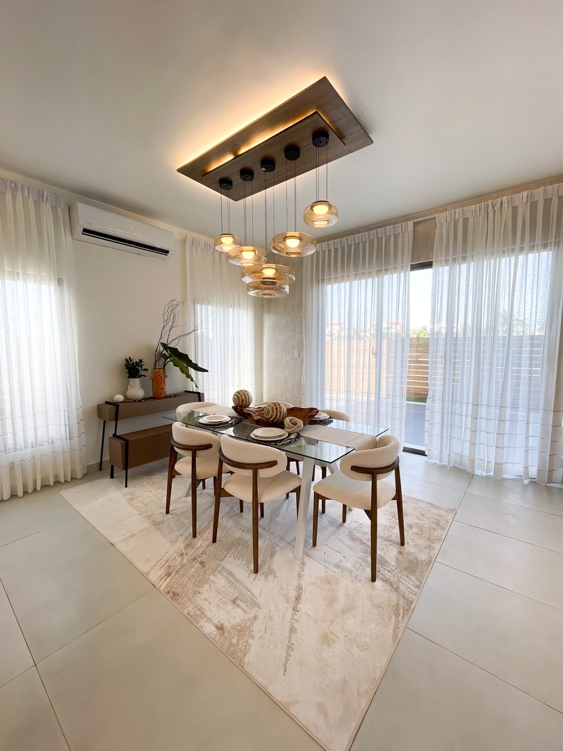 casas - Villa con Acceso a Playa Privada en Punta Cana 2