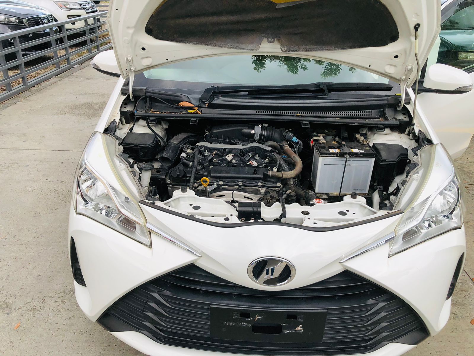 carros - TOYOTA VITZ  2018 6