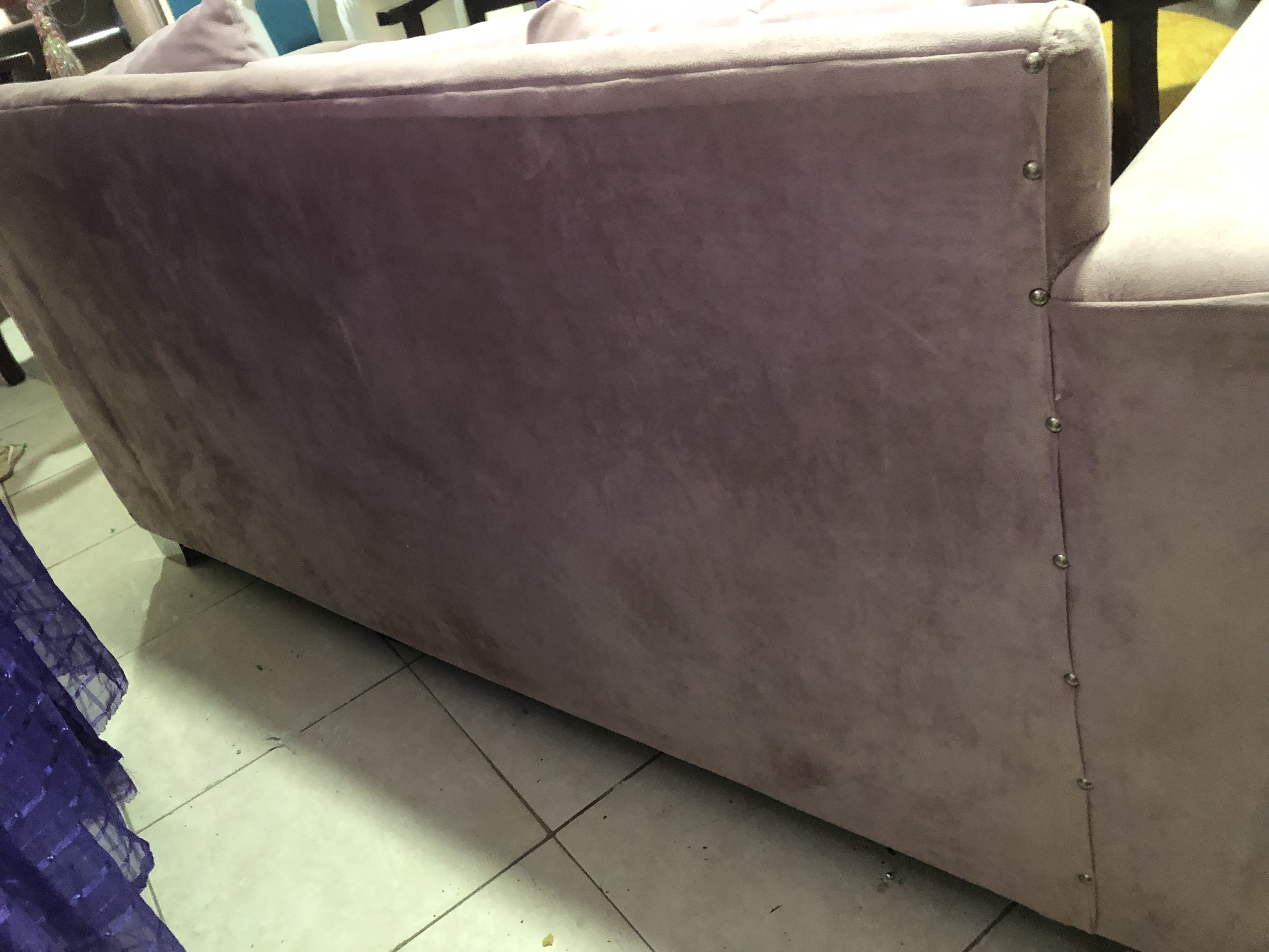 muebles y colchones - Butaca en caoba y un sofá  7