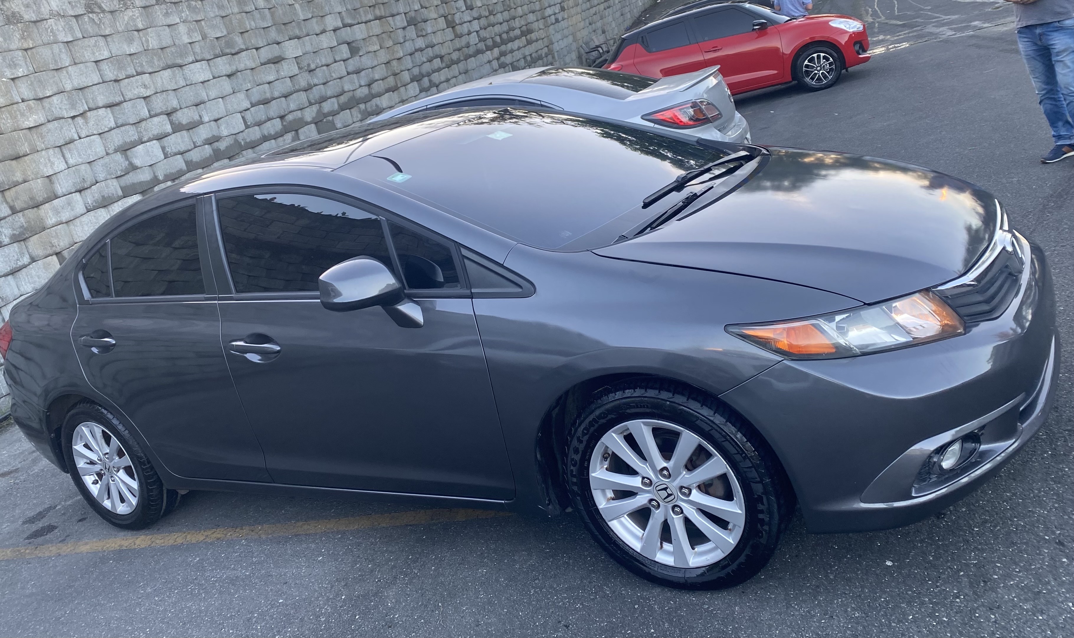 carros - Vendo Honda Civic EX 2012 en excelentes condiciones, única dueña en el país. 2