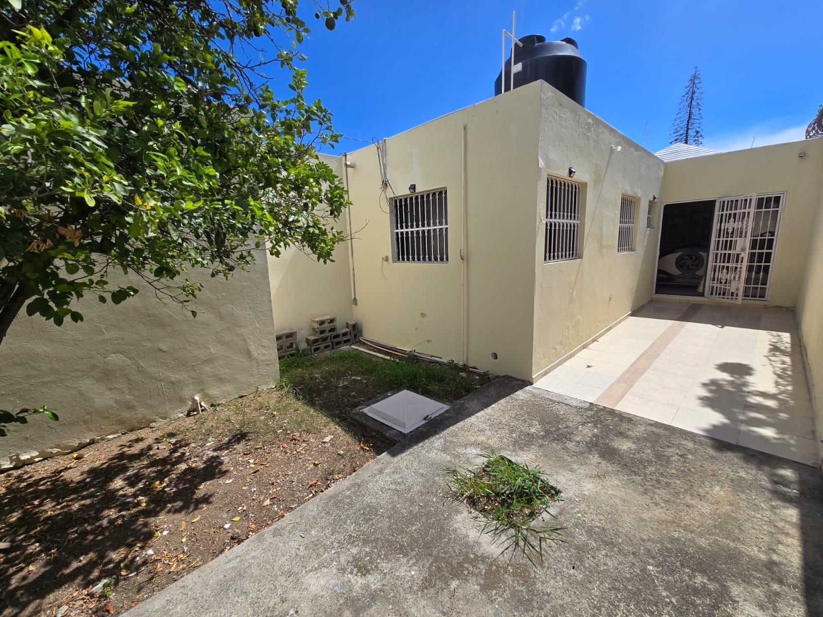 casas - Vendo hermosa casa en Residencial céntrico y tranquilo 7
