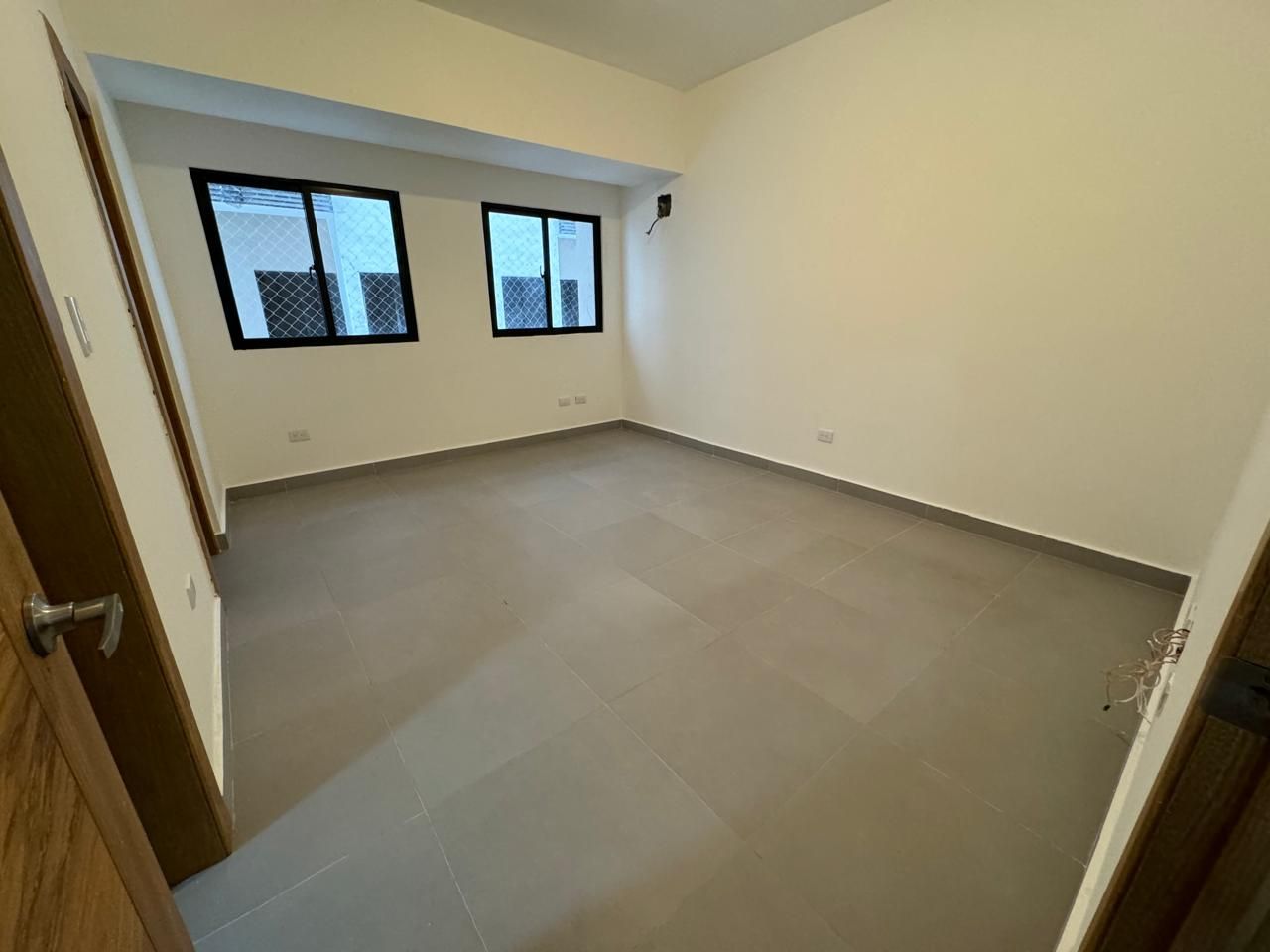 apartamentos - Apartamento en evaristo morales en venta  6