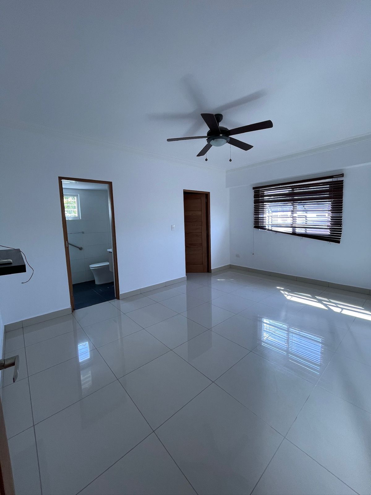 apartamentos - 🏡 Apto en alquiler –Restauradores  US$985 4