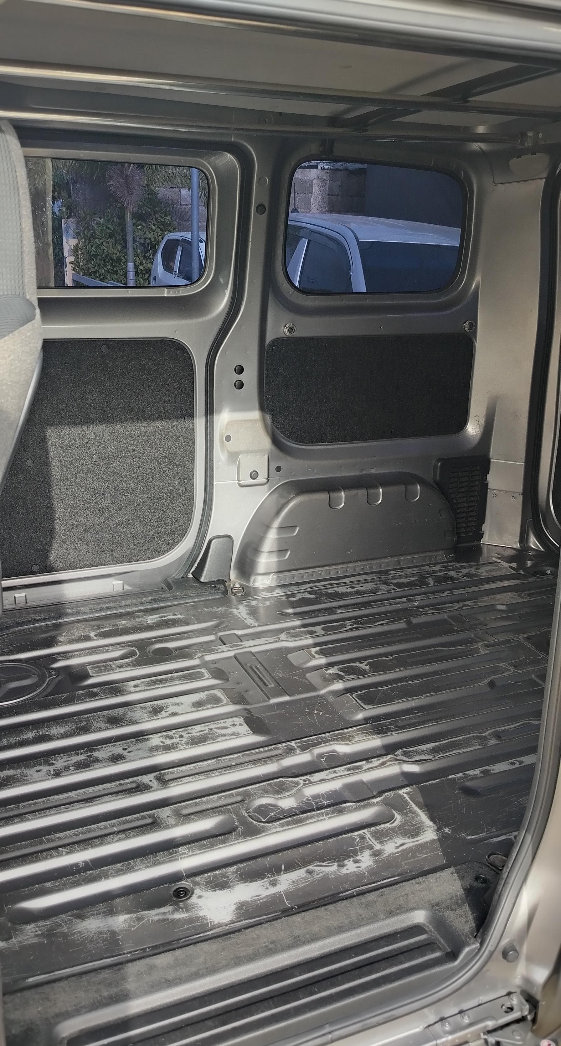 jeepetas y camionetas - Nissan Nv200 2019 4