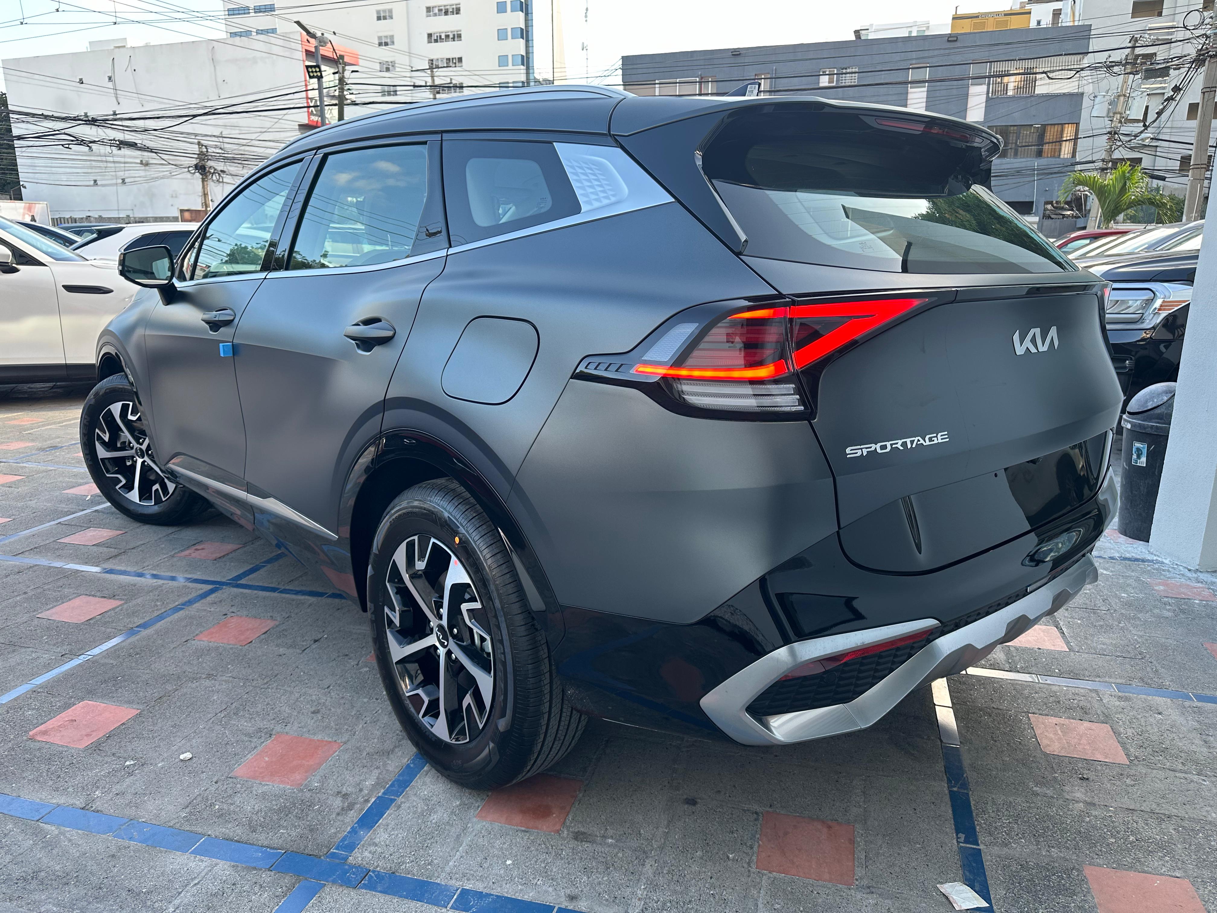 jeepetas y camionetas - KIA SPORTAGE LUXURY 2025 4