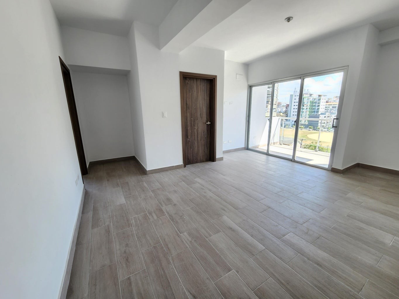 apartamentos - Oportunidad venta de apartamento de 2 habitaciones evaristo morales 1