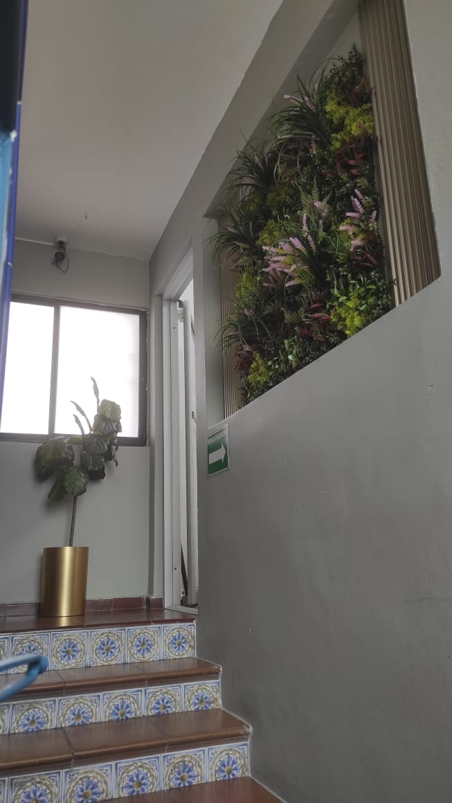 oficinas y locales comerciales - Oficina Bien Ubicada en la 27 de Febrero 120m2 1