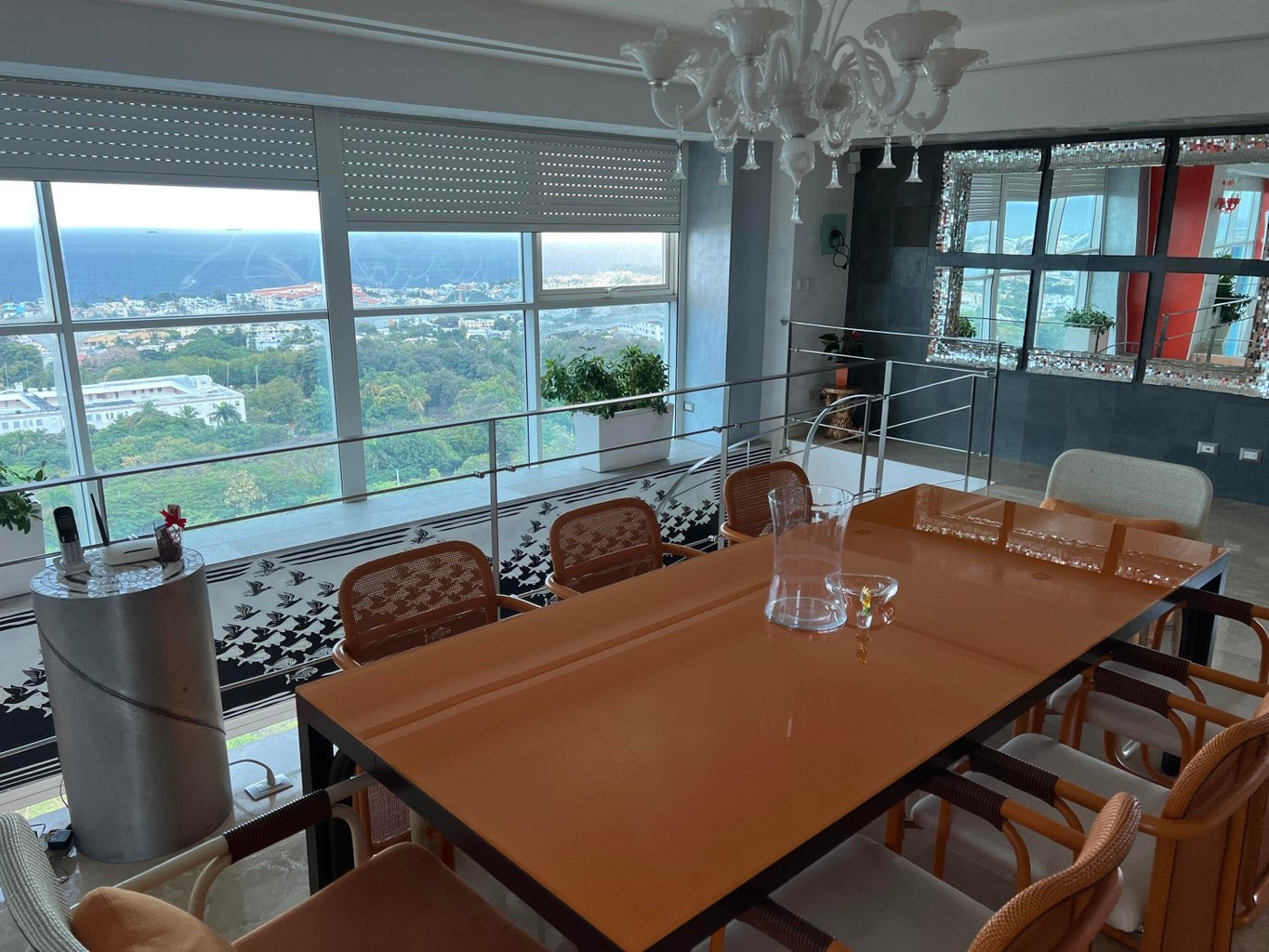 apartamentos - Majestuoso Pent-house en venta totalmente amueblado, ubicado Los Cacicazgos. 2