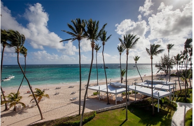 apartamentos - Venta de apartamento primera línea de playa en Bavaro punta cana