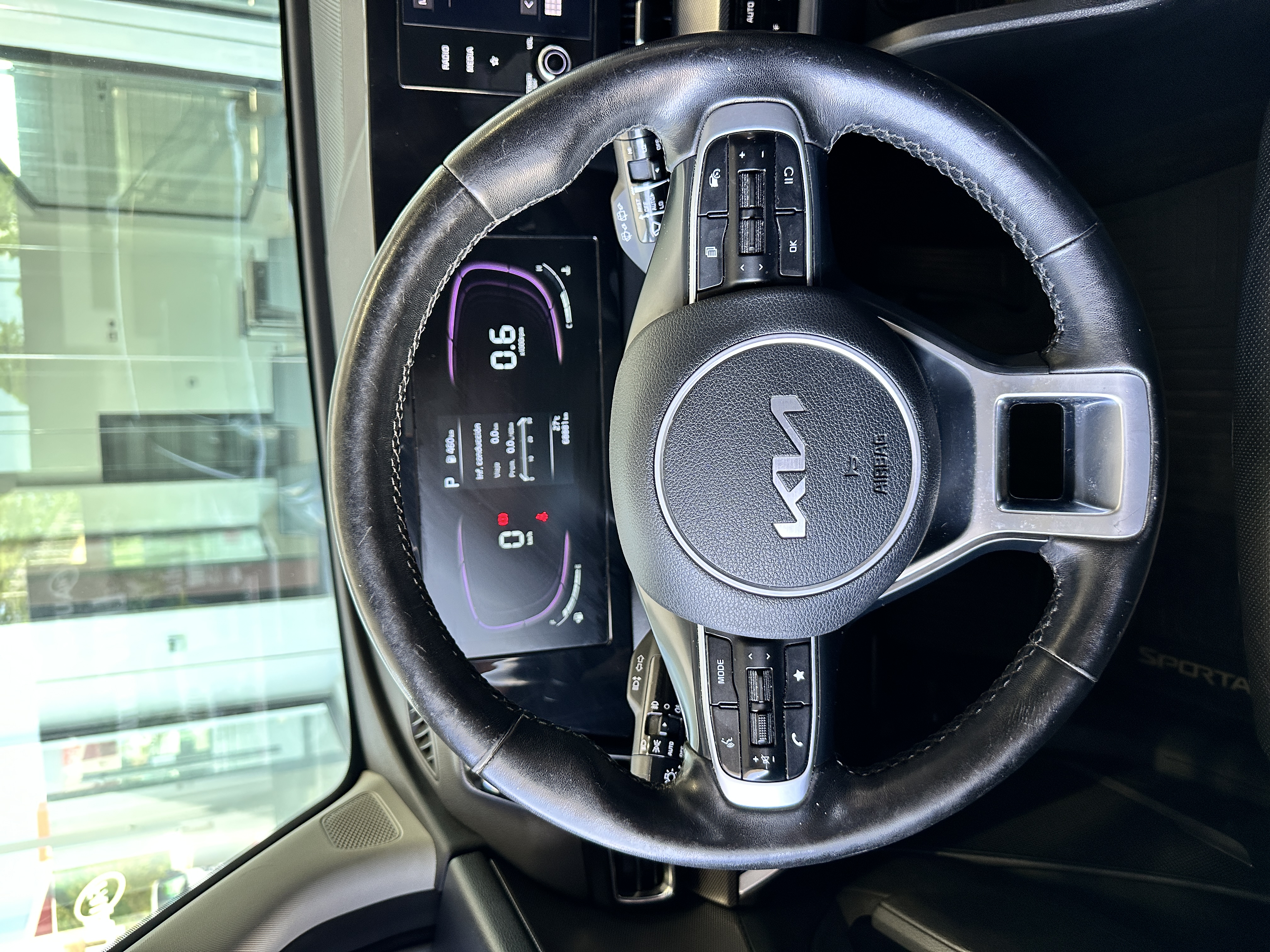 jeepetas y camionetas - Kia Sportage Luxury 2023 9