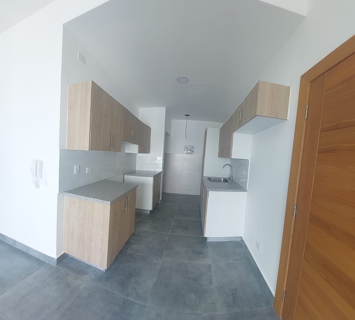 apartamentos - DIOS 📍Evaristo Morales. De Oportunidad Alquilo Nuevo y Moderno Apartamento.  4