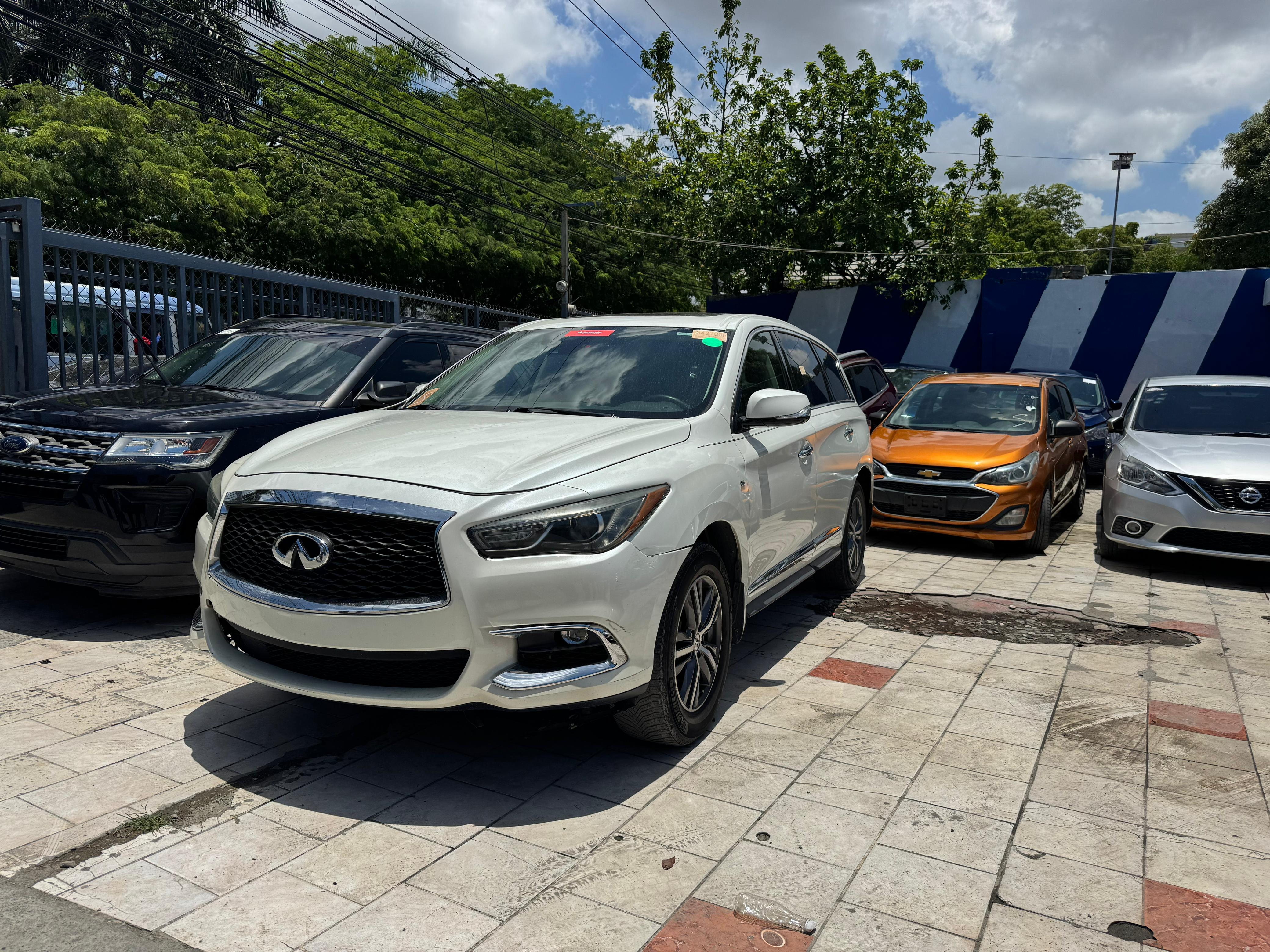 jeepetas y camionetas - INFINITI QX60 PURE 2019 FULL RECIEN IMPORTADO!!! 2