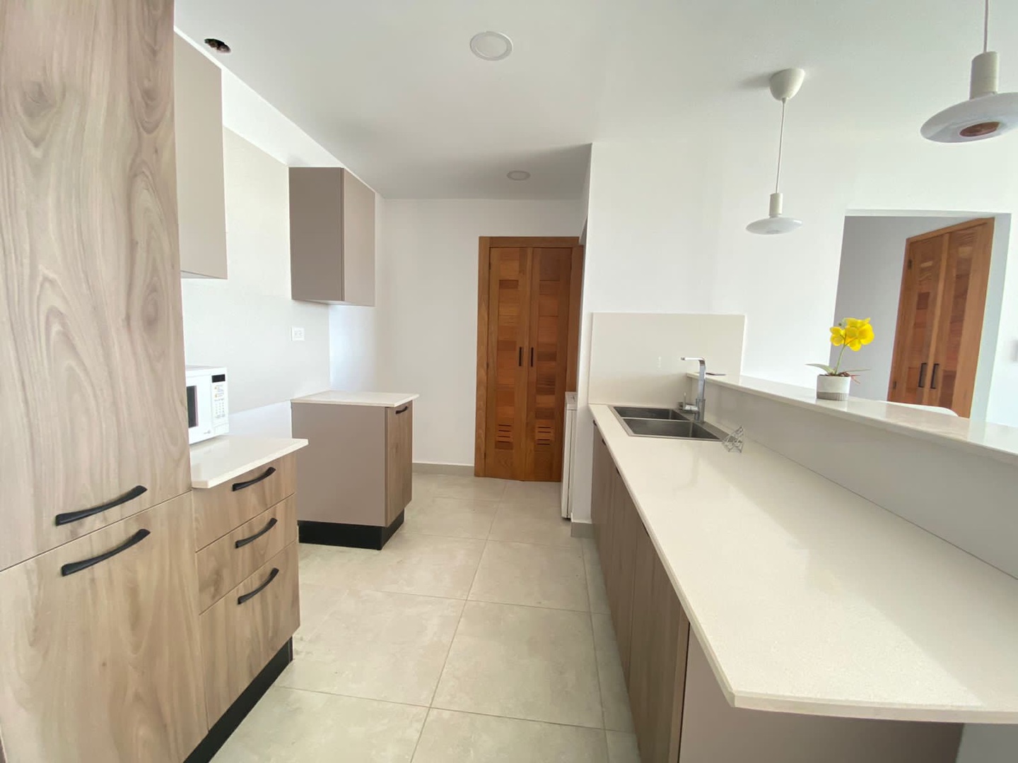 apartamentos - Venta de apartamento con vista al mar  en la esperilla Distrito Nacional  4
