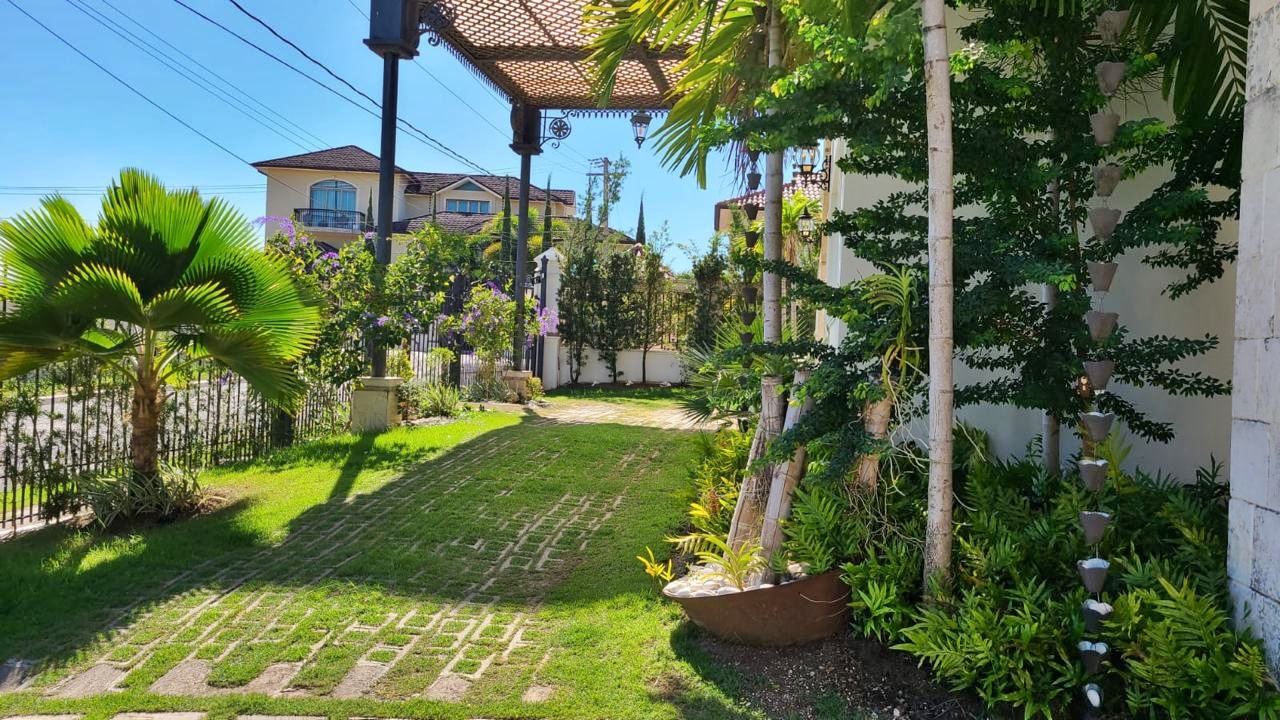 apartamentos - MODERNA Y LUJOSA CASA EN VENTA SANTIAGO. 8