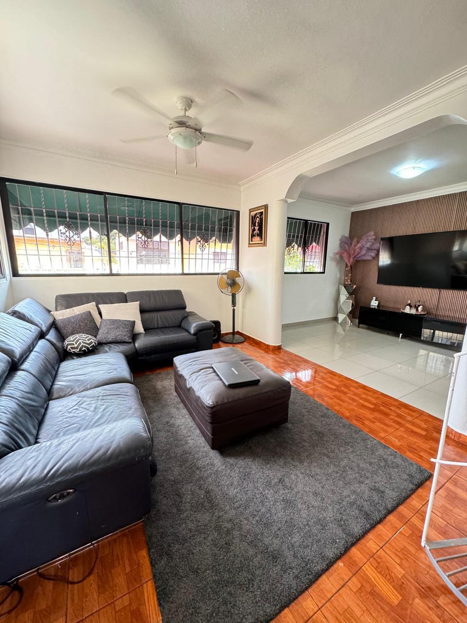 casas - OPORTUNIDAD!!   Hermosa Casa 5