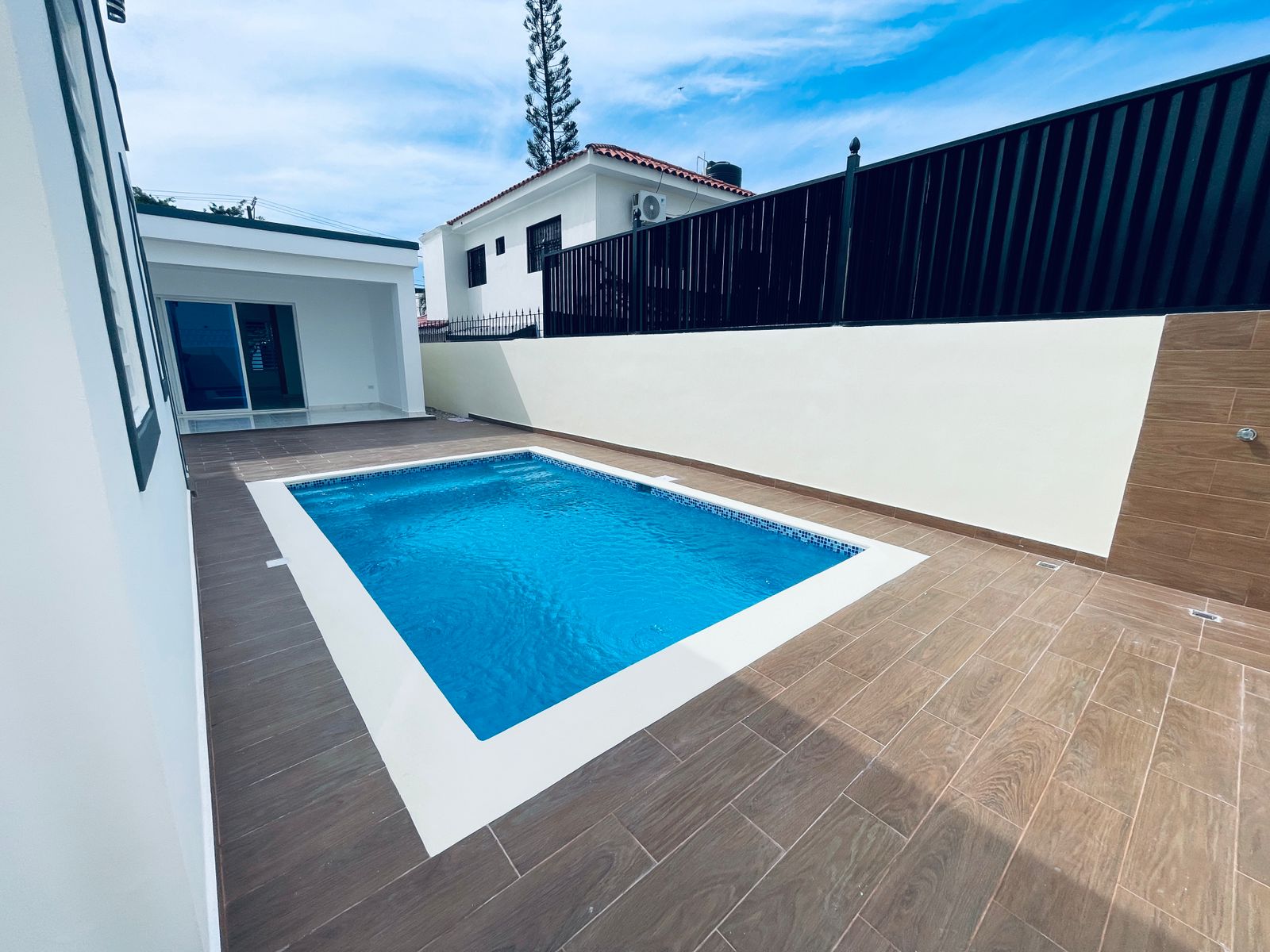 casas - 🏡 Casa Moderna y Espaciosa en Torre Alta – 