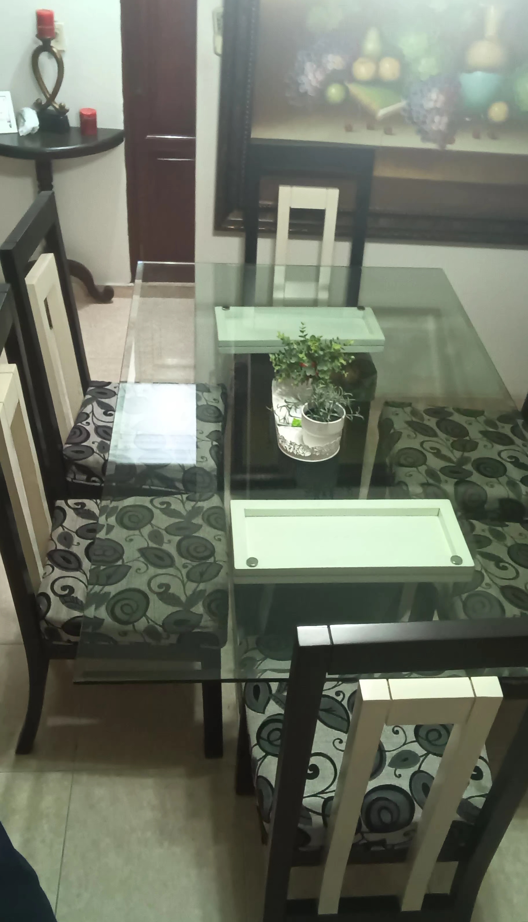 muebles y colchones - Vendo juego de comedor de 6 sillas.  2
