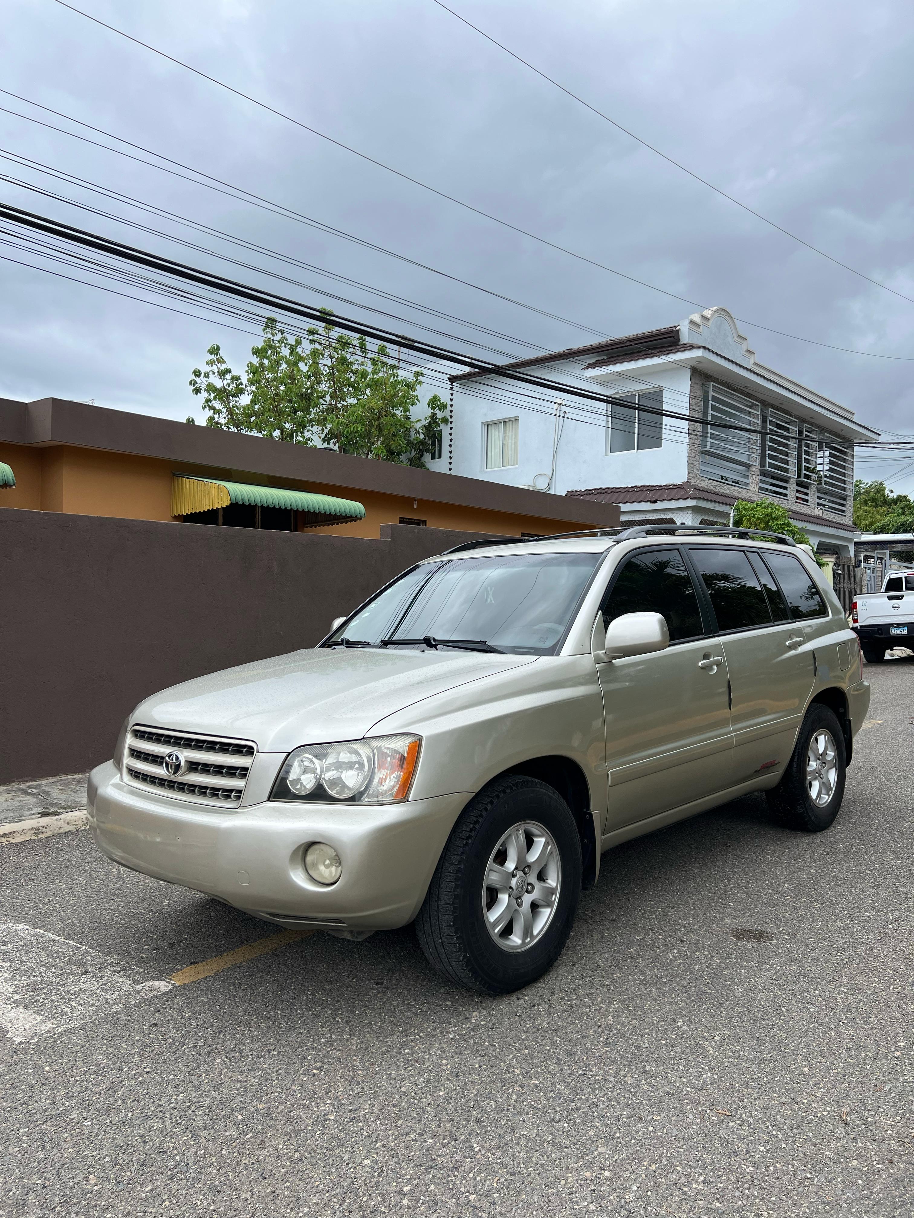jeepetas y camionetas - Toyota higlander 2003 limited  3